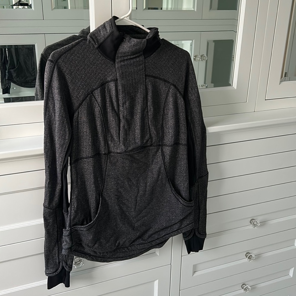 Lululemon 3/4 zip up jacket